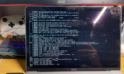 Featured image of post 受夠了 MacOS，我給 Macbook 裝上了 Linux
