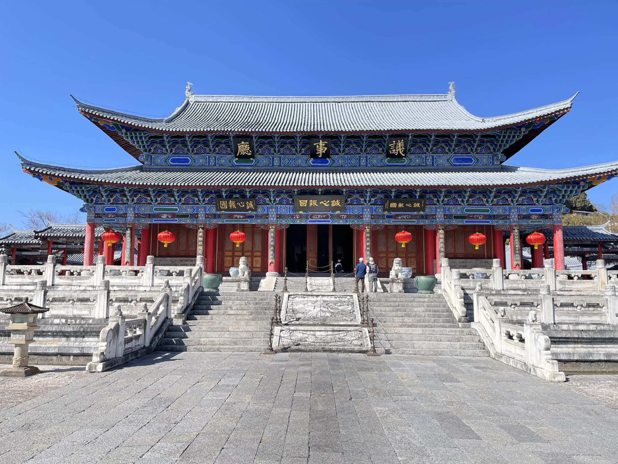 FE370150F960FC83AF665135A5BBC951