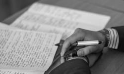 Featured image of post 少擬小標題，多寫真文章